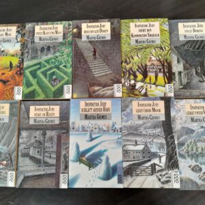 10 Inspektor Jury-Romane von Martha Grimes in einer Bücherkiste