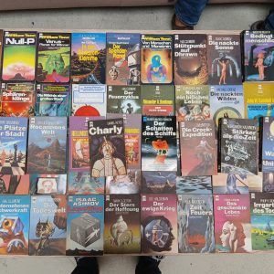 Großes Science-Fiction-Buchpaket aus dem Heyne Verlag (50 x TB)